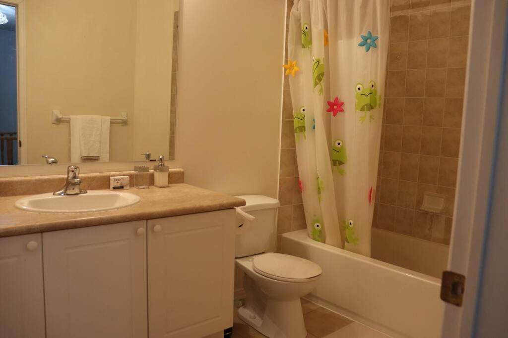 Entire 4 Bed Room Detached Residential Home Ajax Luaran gambar