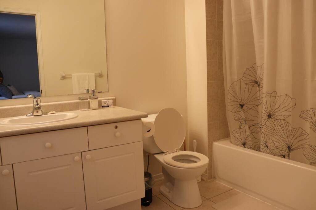 Entire 4 Bed Room Detached Residential Home Ajax Luaran gambar