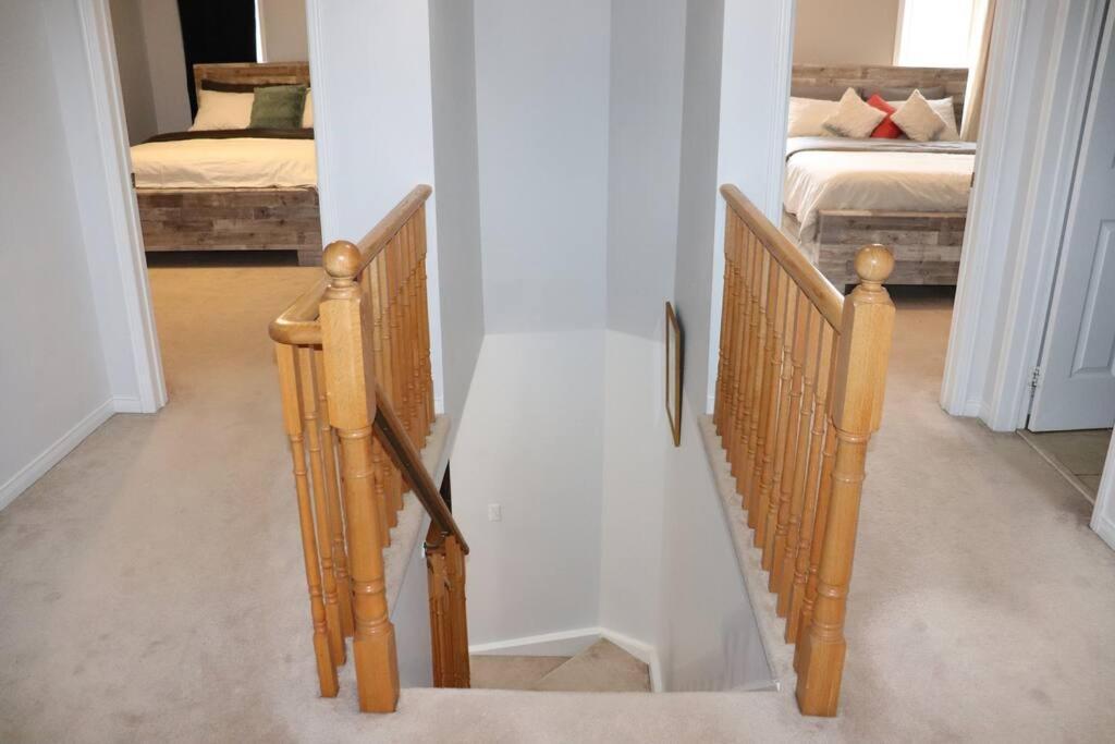 Entire 4 Bed Room Detached Residential Home Ajax Luaran gambar